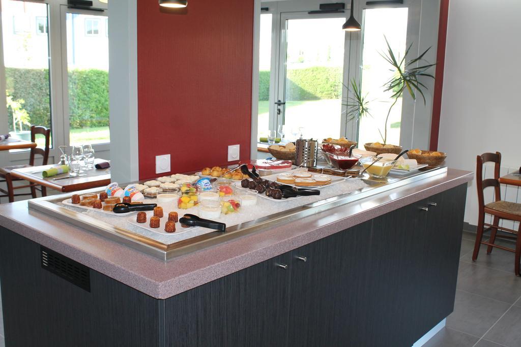 Brit Hotel Mayenne Ngoại thất bức ảnh